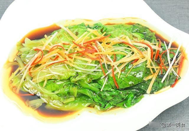 白灼生菜|饭店的白灼生菜清脆入味不发黑,到底是怎么做的,厨师长教你技巧