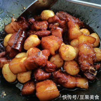 五花肉|可口好上手的鹌鹑蛋版红烧肉，再也不担心吃不上饭了