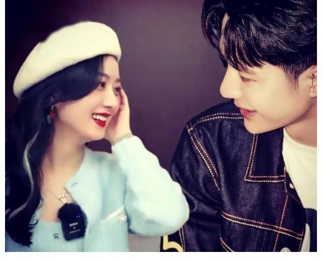 赵丽颖王一博王炸姐弟来一波,我已经深深地掉进cp坑里出不来了