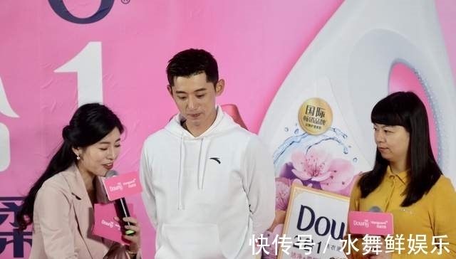 马龙|刘诗雯恋情疑似曝光,马龙送上祝福,张继科复合无望!