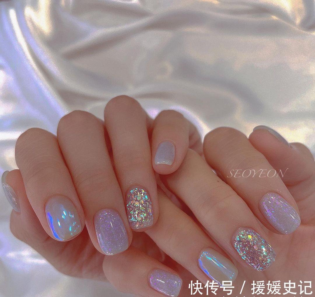 夏日|指甲也要清凉一下!2021「夏日美甲」图鉴,显白温柔款式都在这!