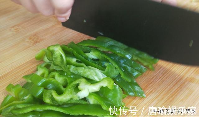 食谱|我家“包菜”从来不炒,教你秘制新做法,一次做5斤,开胃又下饭