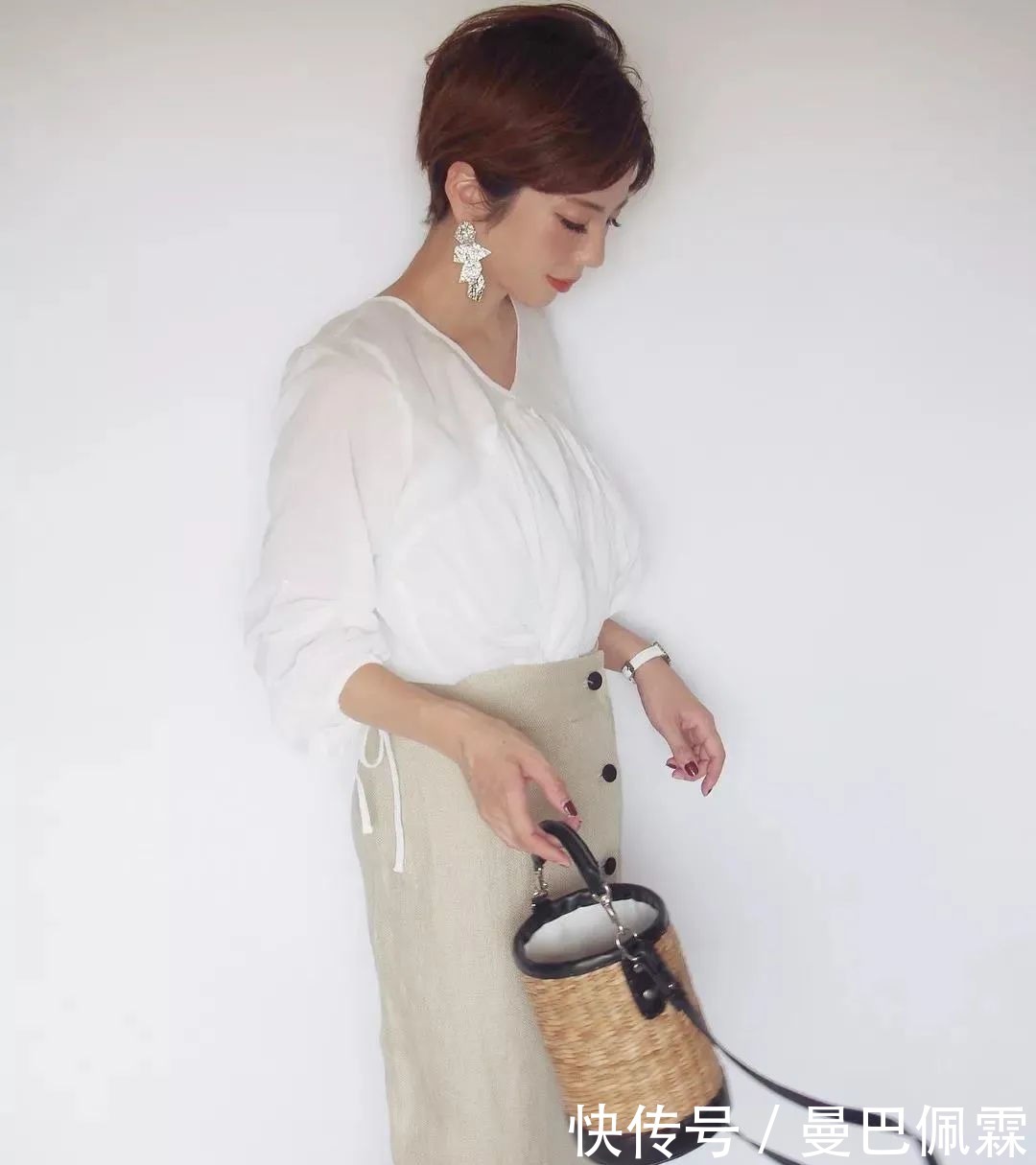 简约|35岁日本短发姐姐个矮品位高,穿搭温柔舒服,简约优雅!