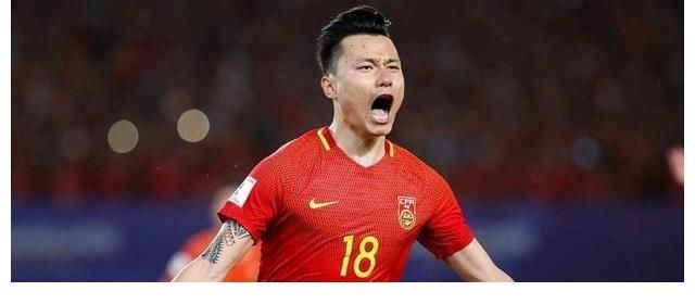 董方卓|从北大学者到知名导演,接连批判国足的背后,问题究竟出在哪?