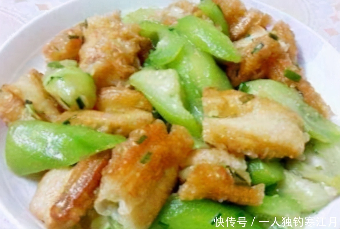 油条还能炒菜健康又美味，孩子爱吃，健脾开胃