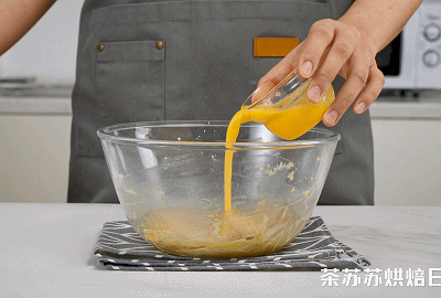 周末这样吃，雪顶焦糖咖啡磅蛋糕开启元气满满的一天