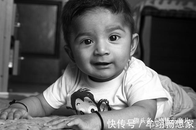 发育期|宝宝为什么喜欢揪妈妈的头发明白缘由后,你还舍得凶他吗