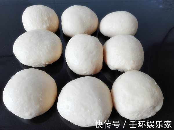 教你做蒸面包，不用面包机也不用烤箱，松软有嚼劲，好吃不上火