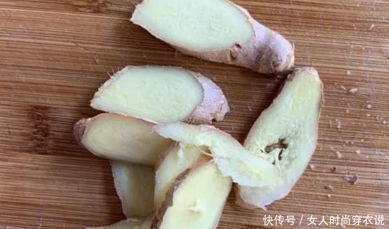 不用一滴油,教你做鸡米花,低脂又美味,多吃也不怕长肉