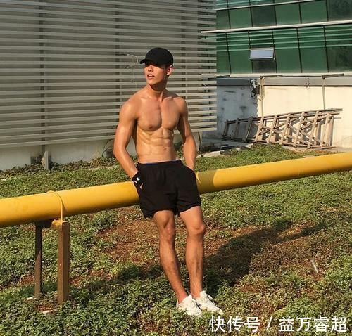 健身|174cm的肌肉爺們看起來像180，這身材簡直絕了
