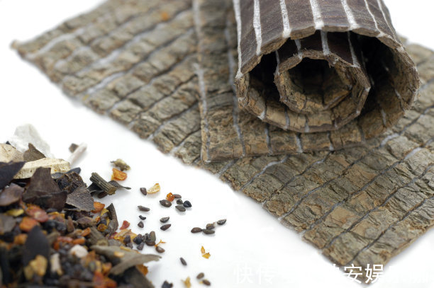 黑芝麻|一个治痔疮的特效方!仅3味药,清热利湿、润肠止血,不再受折磨