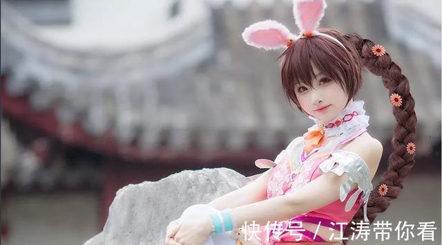 版本|斗罗大陆:不同版本的小舞,动画版太美丽,抽象画一言难尽