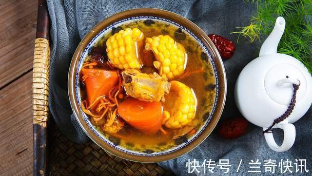 炖排骨|炖排骨只会焯水是外行，记住2个关键步骤，排骨又鲜又嫩没腥味