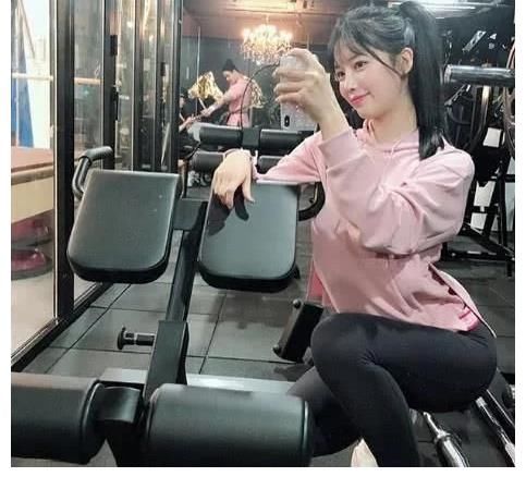 私教|女强人健身私教，靠身材走红网络，曾被男学员示爱