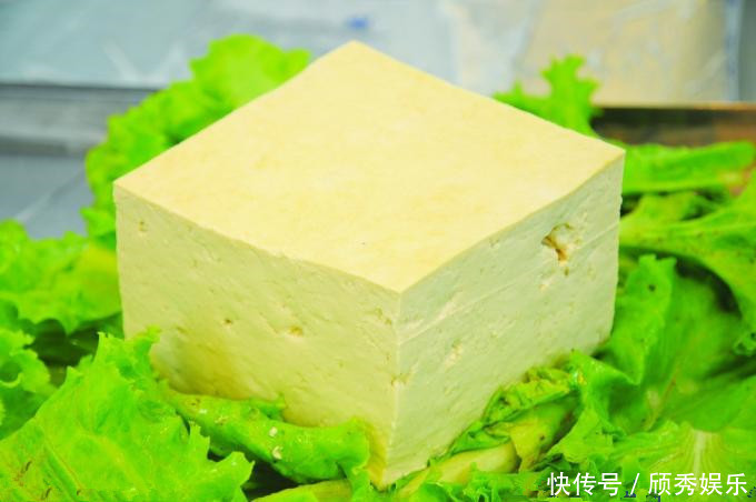 一把黄豆,卤水石膏都不用,在家轻松做豆腐,简单到小学生都会