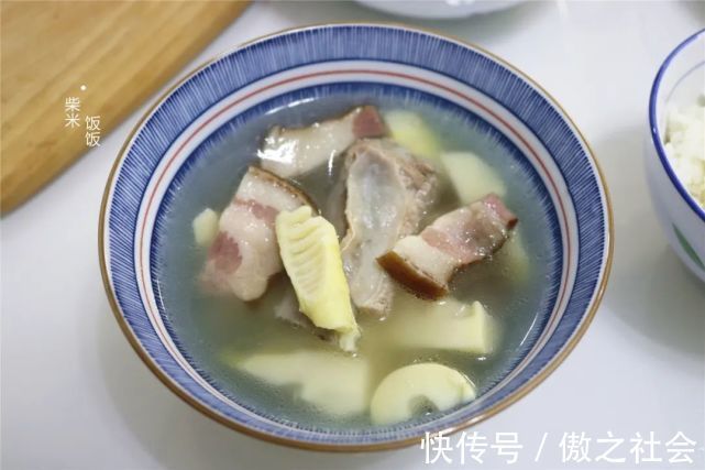 排骨|这汤太鲜了，三种食材一锅炖，不放一粒盐，现在喝正当时