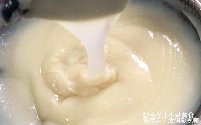 过瘾|一碗大米,一碗水,教你在家做米豆腐,麻辣鲜嫩,比凉粉好吃过瘾