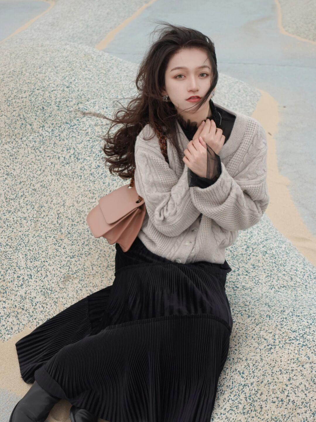 拉链|衣品好的女人,冬季都少不了“毛衣”的搭配,气质爆表