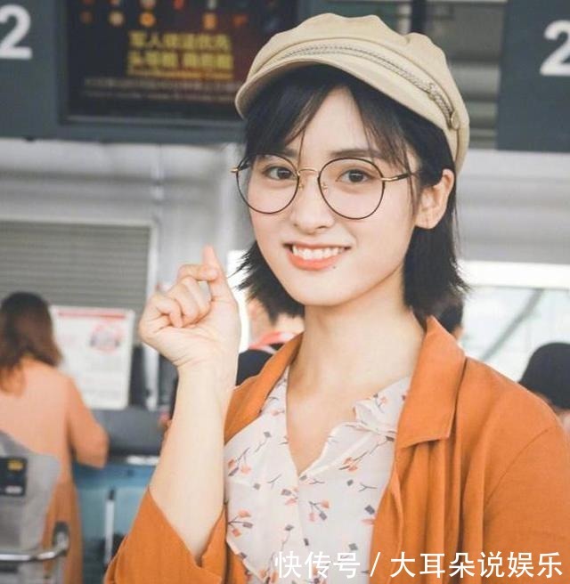 贝雷帽|贝雷帽的正确戴法,选择适合自己的,轻松凹出各种造型