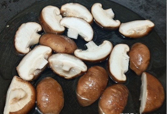 南方人最爱,5元炒一盘,孩子多吃长得快,头脑灵活身体棒