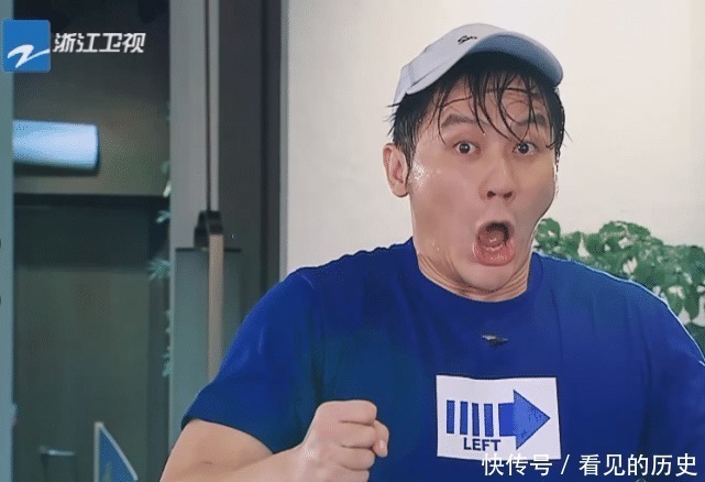 李晨在跑男录制中突然“下跪”挡镜头,只为照顾身后的她,太暖心