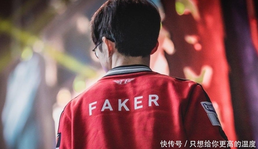 两路|JKL排到宝蓝Faker，下路双双超鬼，3个世界冠军把两路人坑惨了