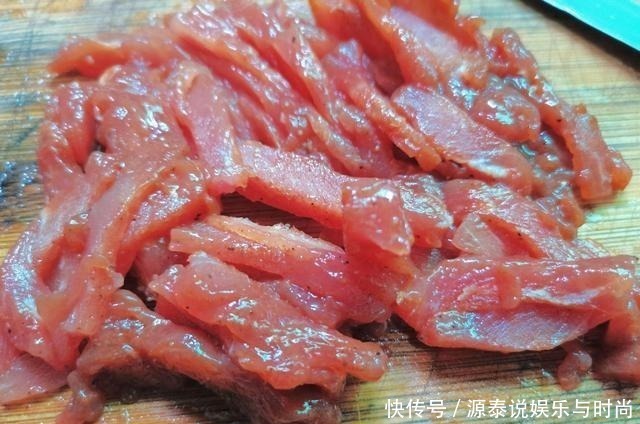 这东西30元1斤，再贵也要给孩子吃，长大高个，一周吃2吃最好