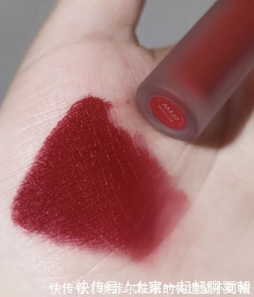 小姐姐|这些口红复古又高级,超显白色,档次又上升不少,简直太好看了