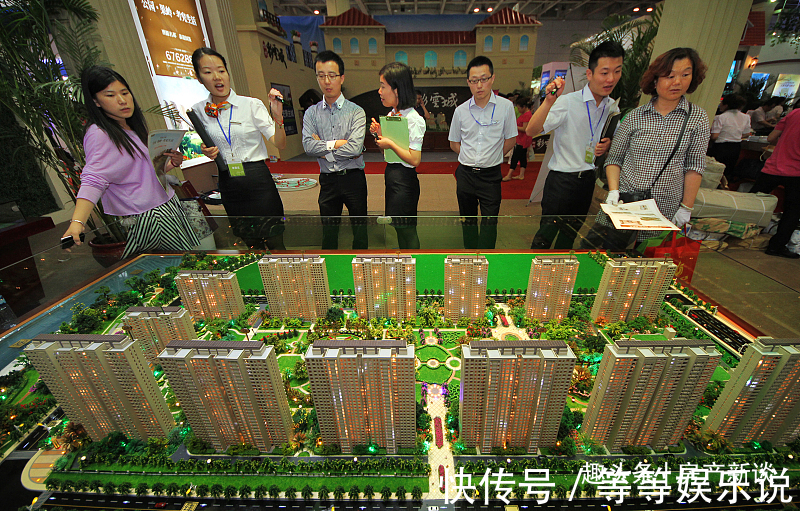 西户|同一栋楼,为何中户卖光了,边户却没多少人买内行指出3点原因