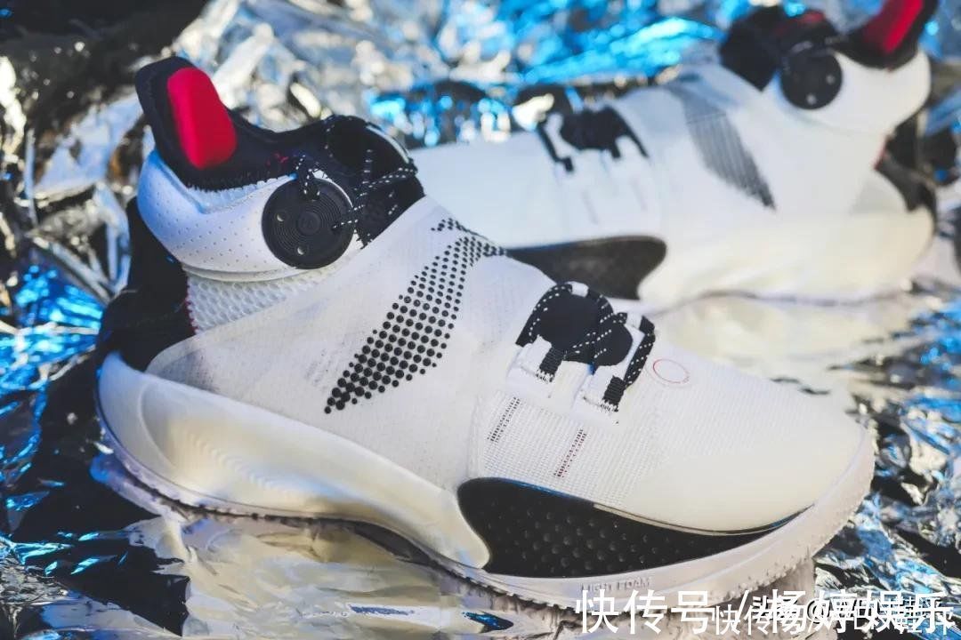 鞋面 发售699设计用料很良心！音速9会成为另一款学生党利器吗