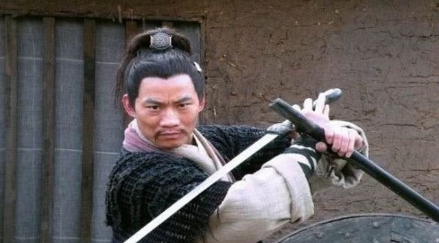 废人@水浒传第一高手:三招吓破梁山好汉胆子,上梁山后却成了废人