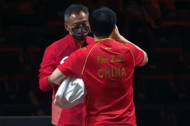 国乒|3-0！世界杯首个男单四强出炉：国乒王牌顺利晋级，静候王楚钦