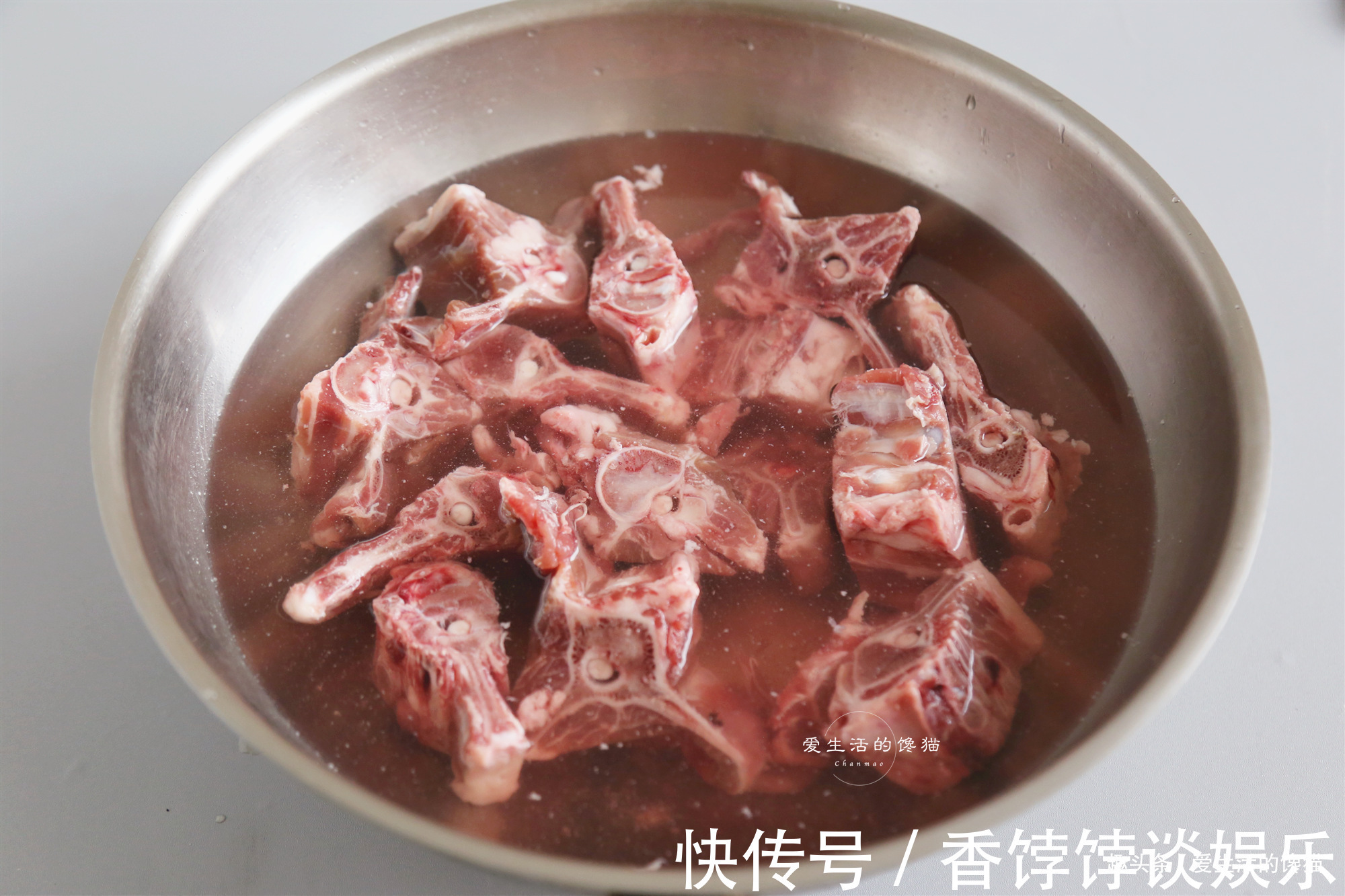 羊蝎子这样吃才叫爽，不臊不膻，够入味，一口下去满嘴流油，好吃