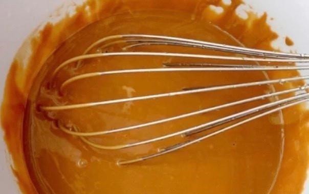 一道自制的红糖糯米糕,软糯香甜,甜点制作可没你们想的那么复杂!