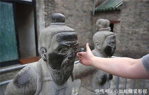 赵构|岳飞被诬陷身亡后,秦桧和赵构又是如何对待他妻子和儿女的?