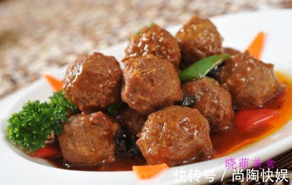 腊肉|蒸腊肉、韭菜炒香干、椒盐沙丁鱼、尖椒炒肉、马蹄丸子的美味做法