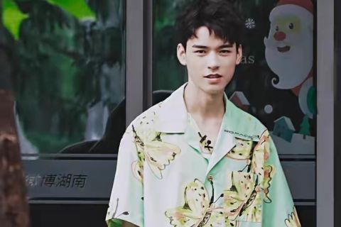 综艺|刚上线就热度非凡,杨紫、龚俊都压不住!这档新综艺不简单