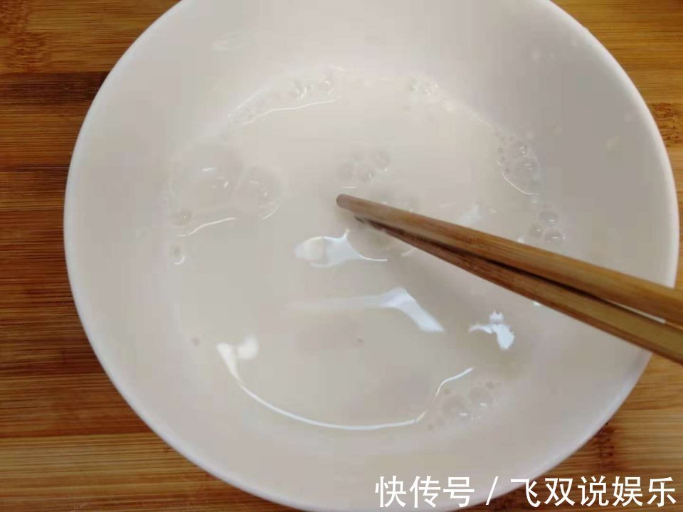 面条要那样做,怎样吃都不腻,做法介绍详细,一次一大碗不够吃