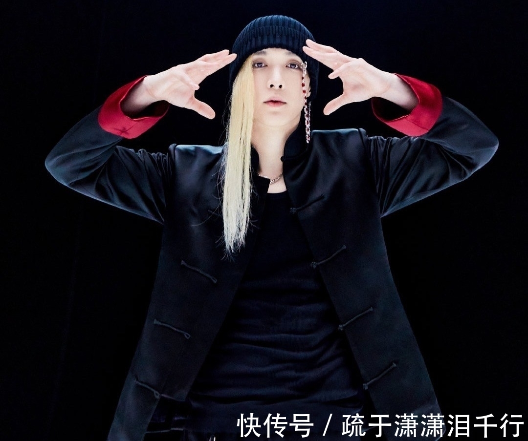 國(guó)風(fēng)|張藝興新綜藝將襲,看到他不食人間煙火的造型:又被他“裝”到了