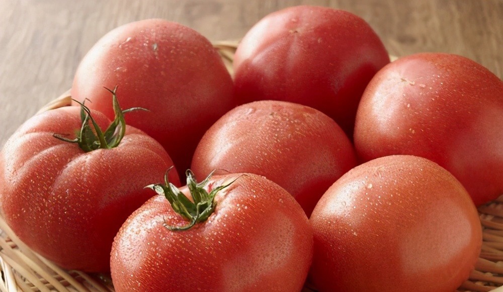 西红柿打不打激素看一眼这里就知道，包你买到不打激素番茄