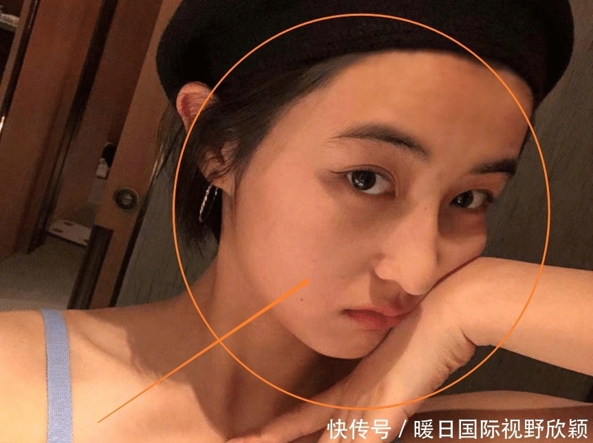 《向往5》开播在即，张子枫晒怼脸自拍添热度，19岁少女状态太美好