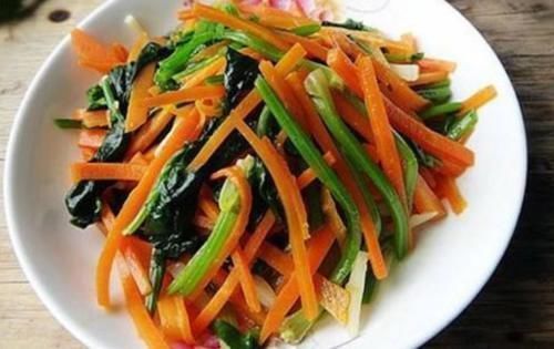 它是天然的“护眼菜”,隔三差五吃,视力好了,孩子双眼明亮了