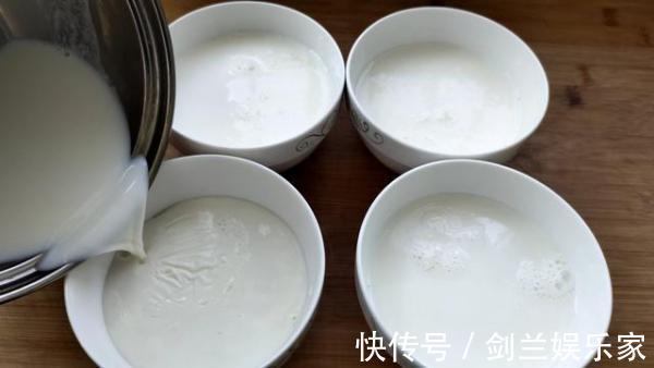 想吃|想吃双皮奶不用顶着大太阳出去吃了，自己在家做，再简单不过