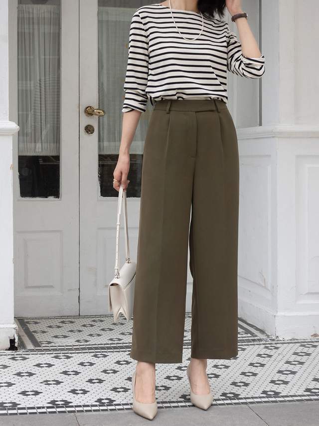 阔腿裤|入秋后不要瞎打扮,今年流行“条纹针织开衫+直筒裤”,显瘦洋气