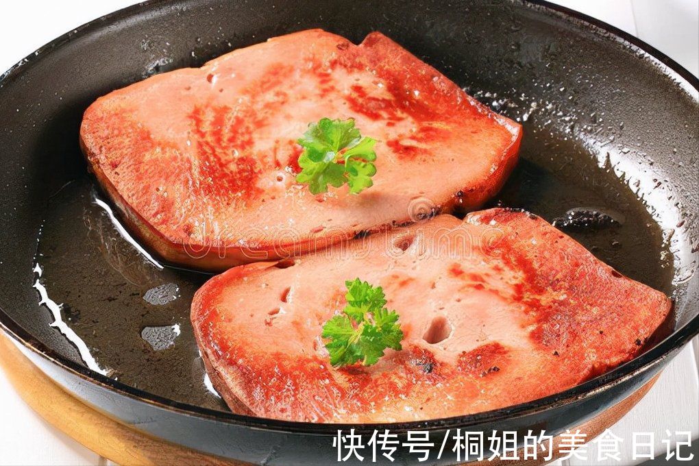 3分钟学会自制午餐肉，现吃现做，健康无添加，比买的还好吃