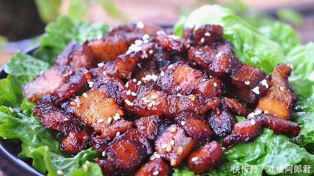 好吃|电饭锅做五花肉,比烤还好吃!焦脆喷香,焖一焖就出锅,超省事!