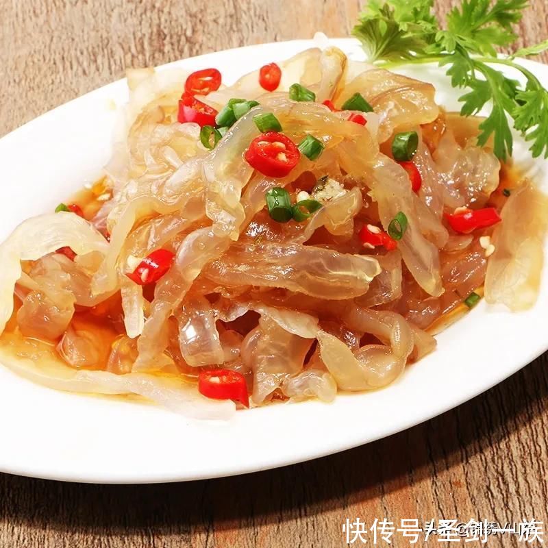 精选12款菜肴推荐，鲜香好味道好吃不油腻，家人聚餐做起来吧