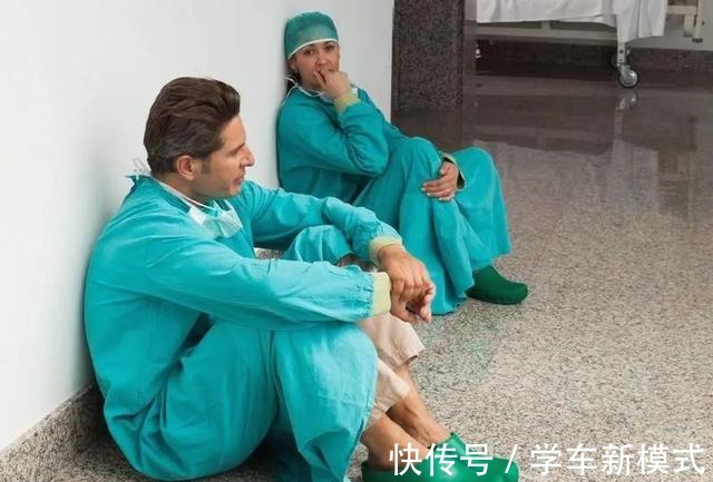 crocs 为什么“丑鞋”又回潮了!