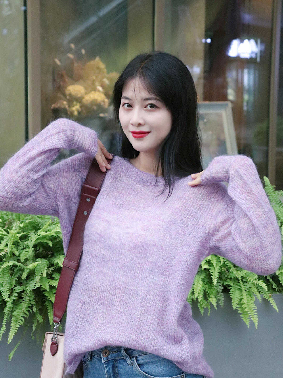 上衣|秋天牛仔裤怎样搭配?这几款上衣更时髦,又耐看