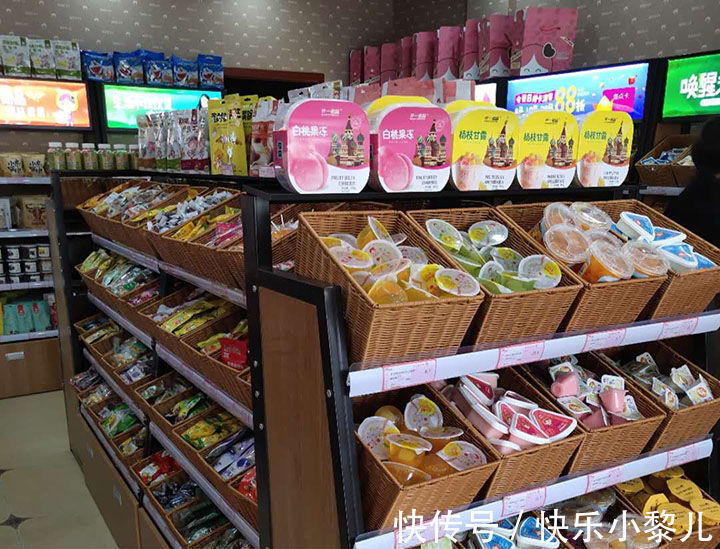 一日三餐|零食种类五花八门,该不该让孩子吃?这几类食物可以让娃吃